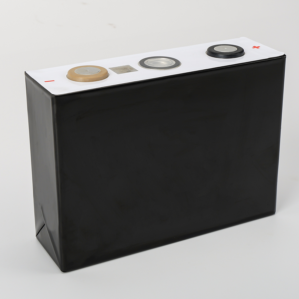 Batería de litio personalizada producida por el fabricante 3.2V 100AH ​​para almacenamiento de energía 